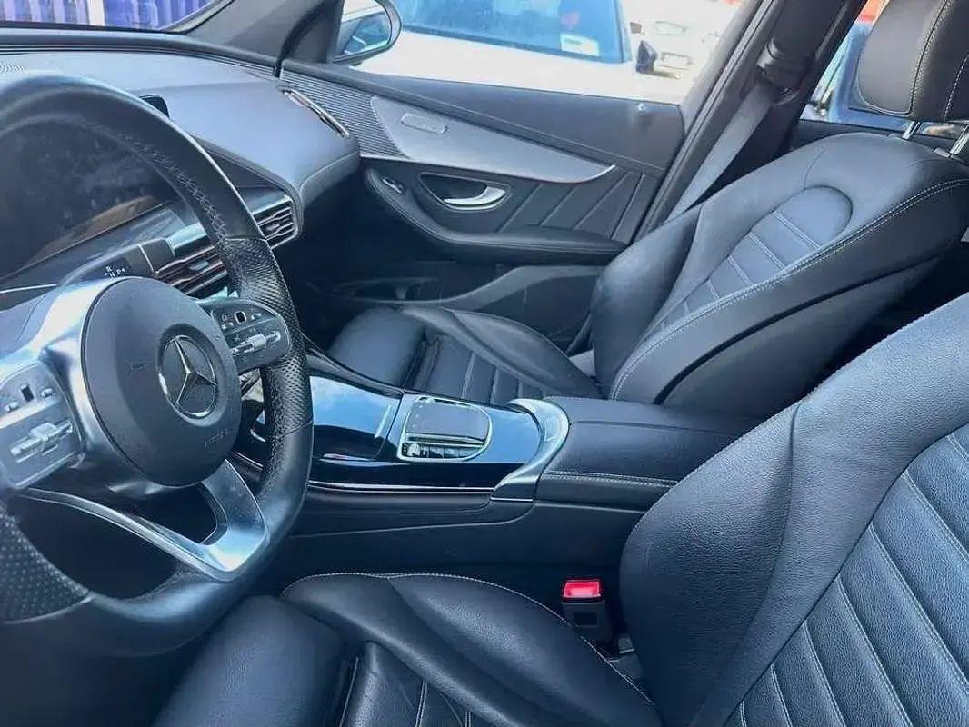 Usado Mercedes EQC400 300 kW (408 CV) 2021 Blanco SUV