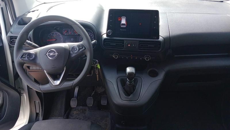 Usado Opel Combo Edition 102 CV (75 kW) 2022 Blanco Monovolumen