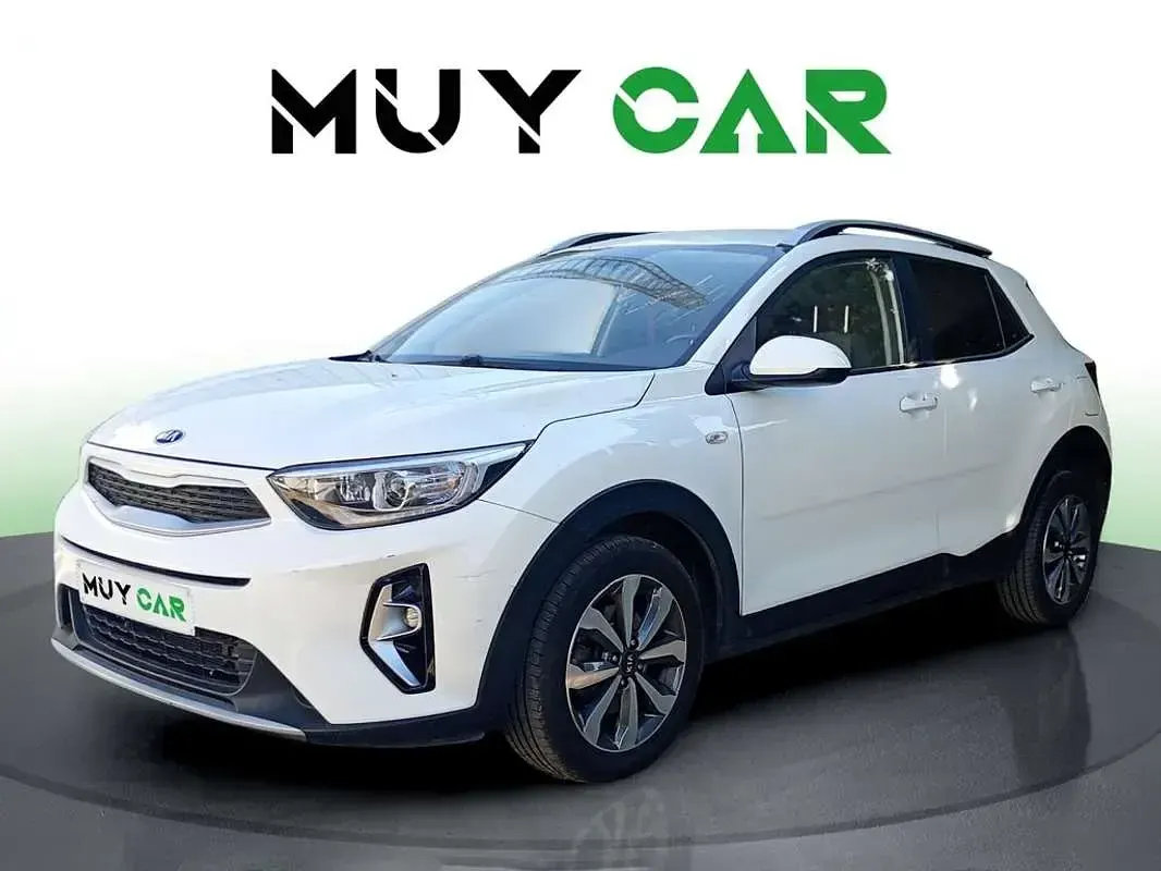 Usado Kia Stonic 101 CV (74 kW) 2021 Blanco SUV