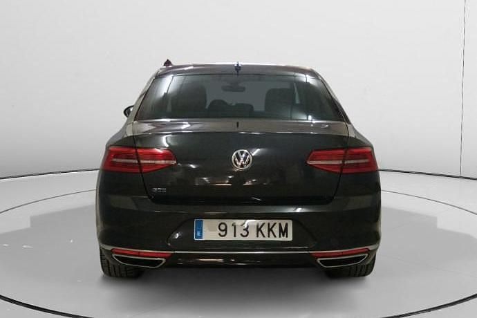 Usado VW Passat GTE 218 CV (160 kW) 2018 Berlina