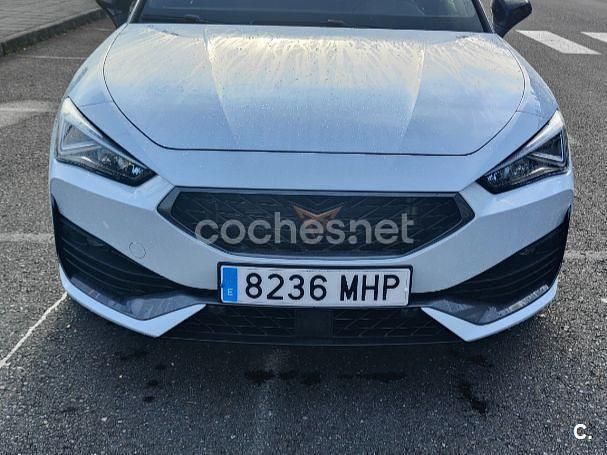 Usado Cupra Leon 150 CV (110 kW) 2023 Blanco Berlina