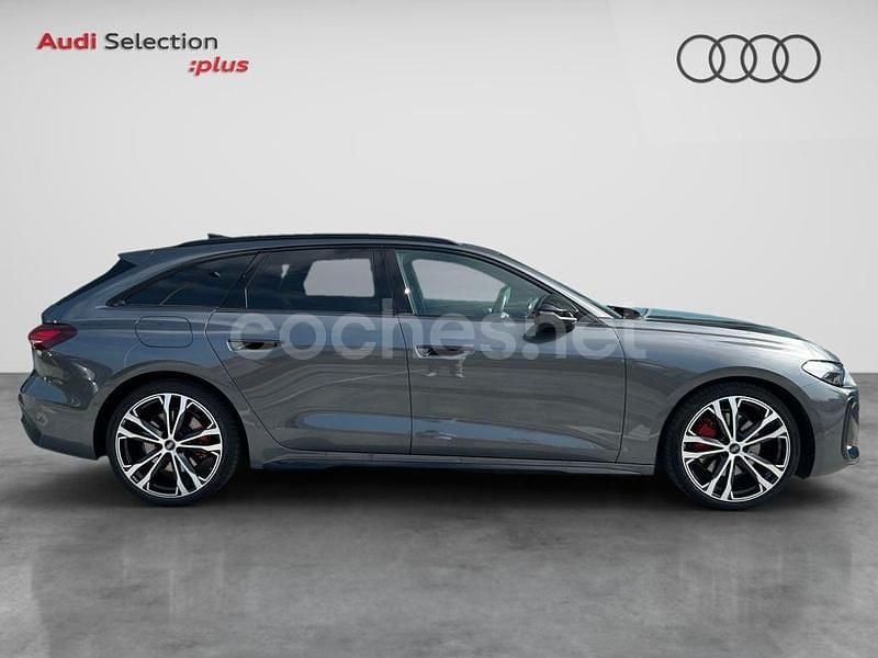Usado Audi A5 Ambiente 204 CV (150 kW) 2024 Gris / plata Coupe
