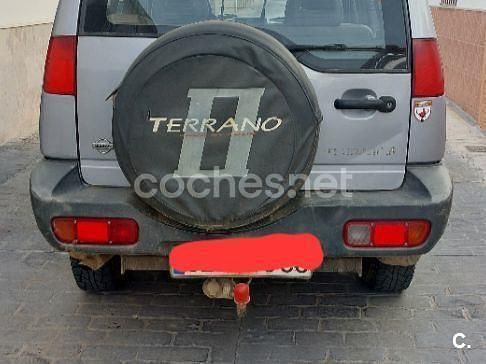 Usado Nissan Terrano SE 100 HP (73 kW) 1995 Cinzento SUV