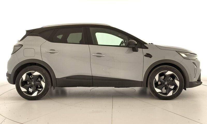 Usado Renault Captur Techno 100 CV (73 kW) 2025 Gris SUV