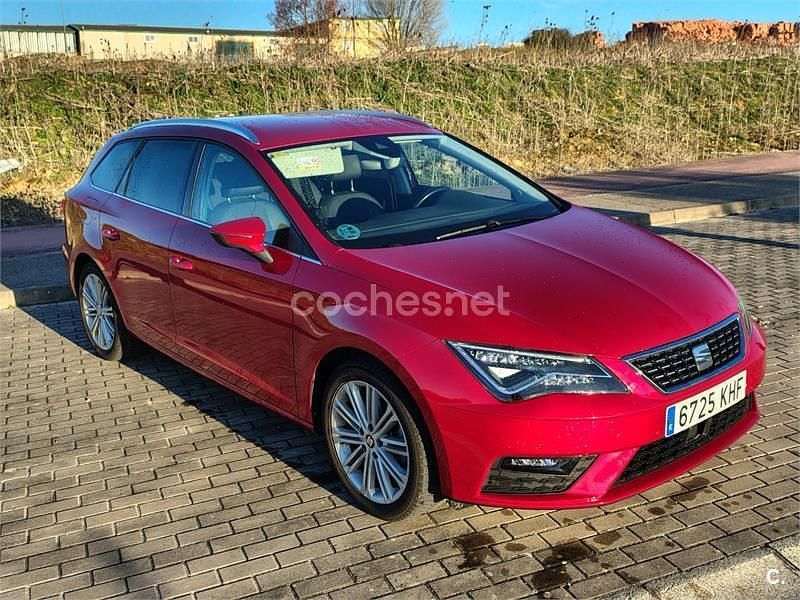 Usado Seat Leon ST XCELLENCE 150 CV (110 kW) 2018 Rojo Familiar