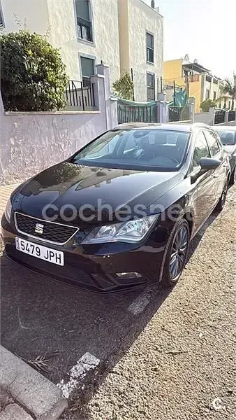 Usado Seat Leon ST CONNECT 110 CV (80 kW) 2016 Negro Familiar