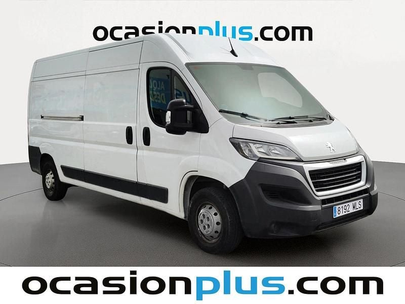 Käytetty Peugeot Boxer S 140 HP (102 kW) 2023 Valkoinen Van