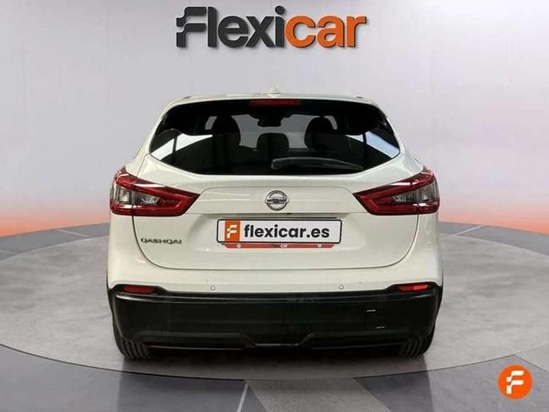 Usado Nissan Qashqai N-Connecta 116 CV (85 kW) 2018 Blanco SUV