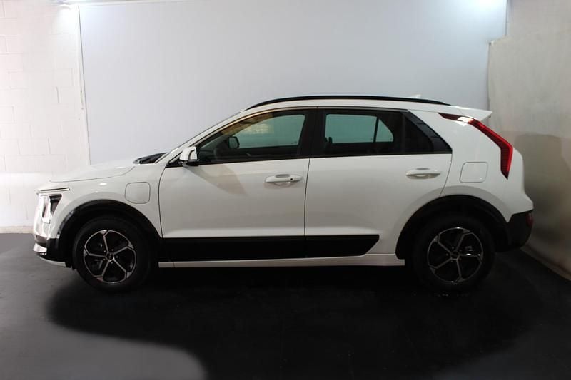 Usado Kia Niro 183 CV (134 kW) 2023 Blanco SUV