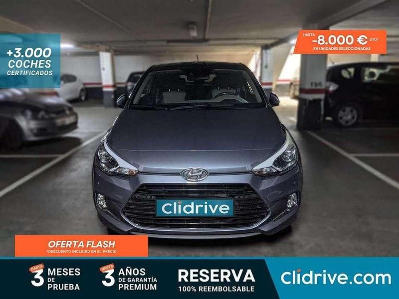 Gris Usado 2016 Hyundai i20 Berlina | 9690 € (Precio justo) - Imagen 1/3