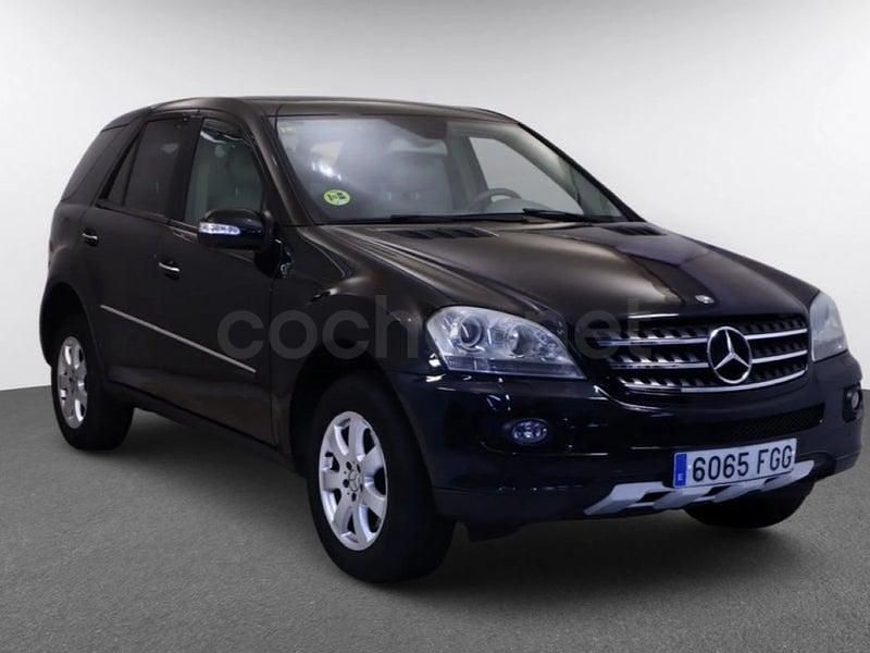 Usado Mercedes ML280 190 CV (139 kW) 2007 Negro SUV