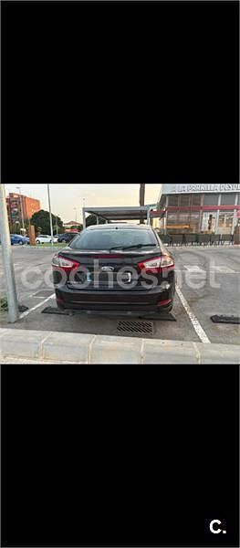 Negro Usado 2011 Ford Mondeo Titanium Berlina | 4000 € (Precio justo) - Imagen 1/4