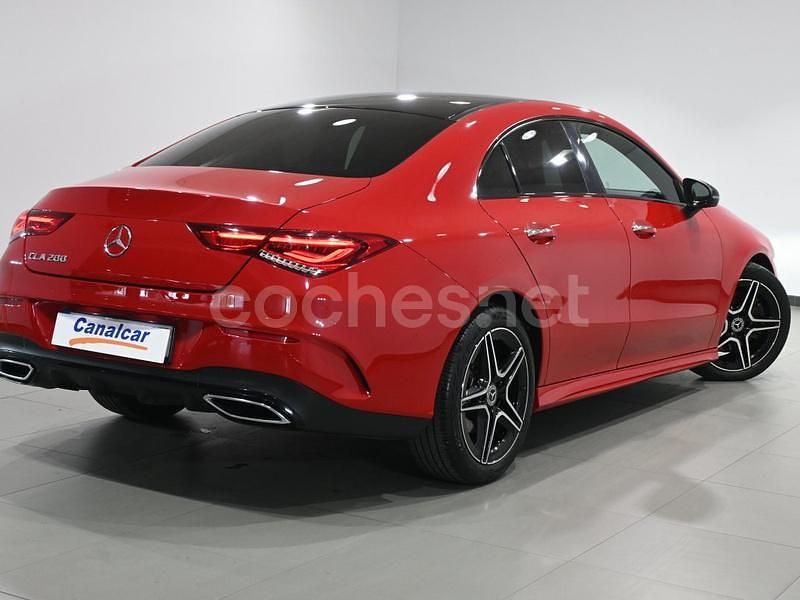Usado Mercedes CLA200 163 CV (119 kW) 2019 Rojo Berlina