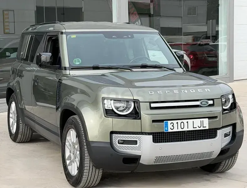 Usado Land Rover Defender 240 CV (176 kW) 2020 Verde SUV