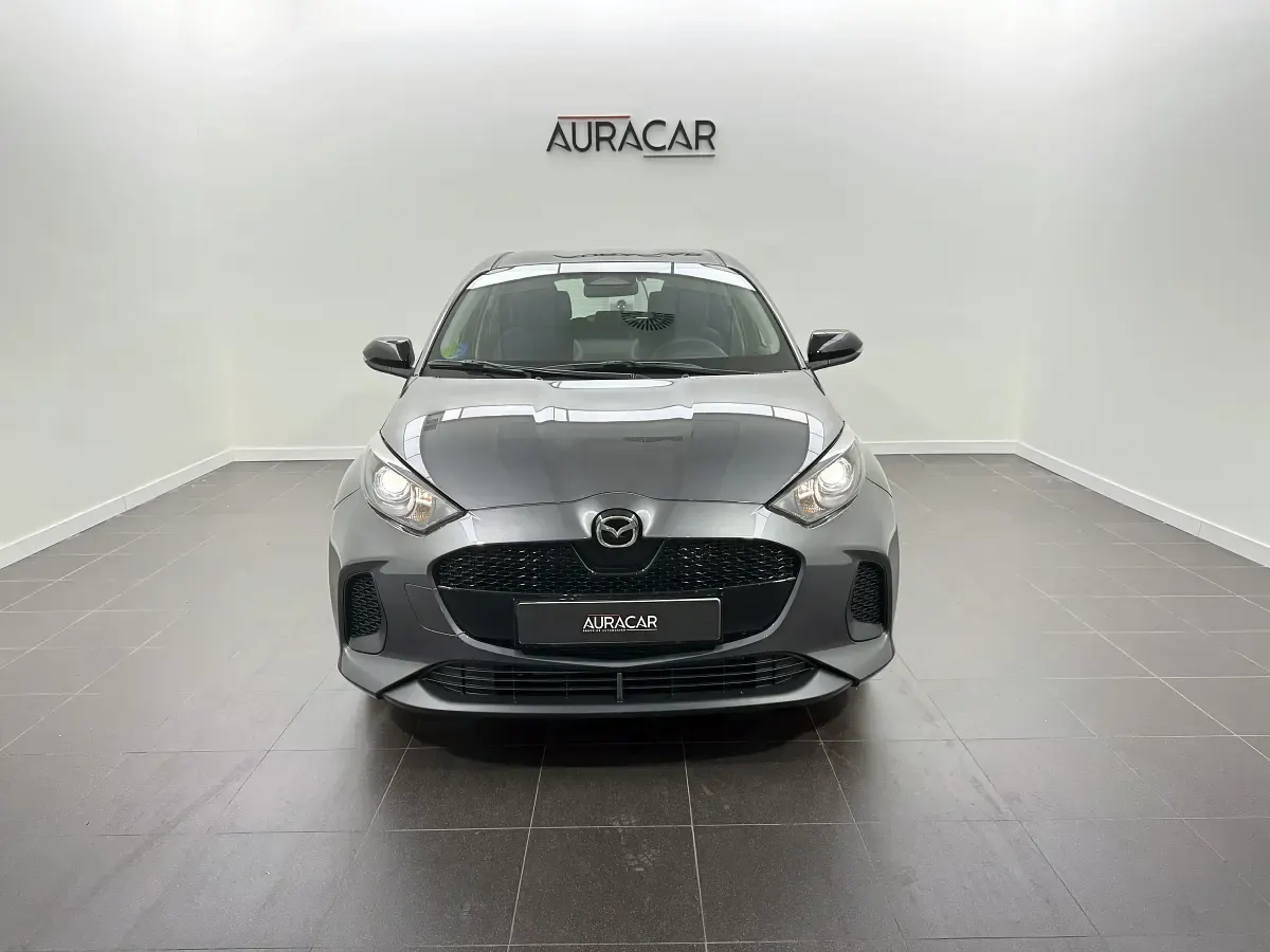 Nuevo Mazda 2 Center-Line 116 CV (85 kW) 2026 Gris Utilitario