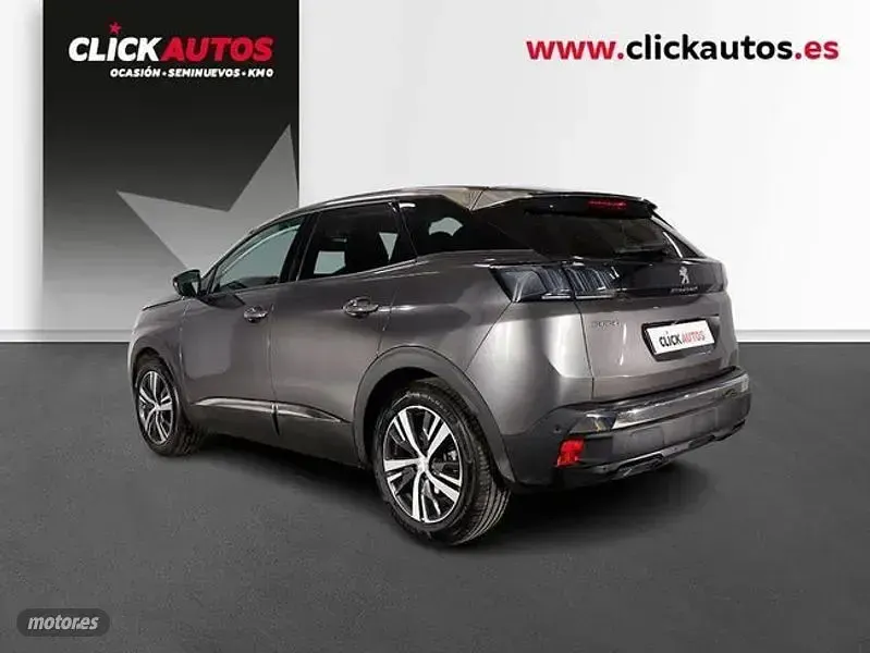 Usado Peugeot 3008 Allure 130 CV (95 kW) 2022 Gris SUV