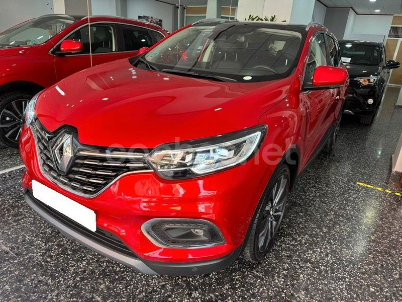 Rojo Usado 2020 Renault Kadjar Zen SUV | 19.900 € (Un poco caro) - Imagen 1/4