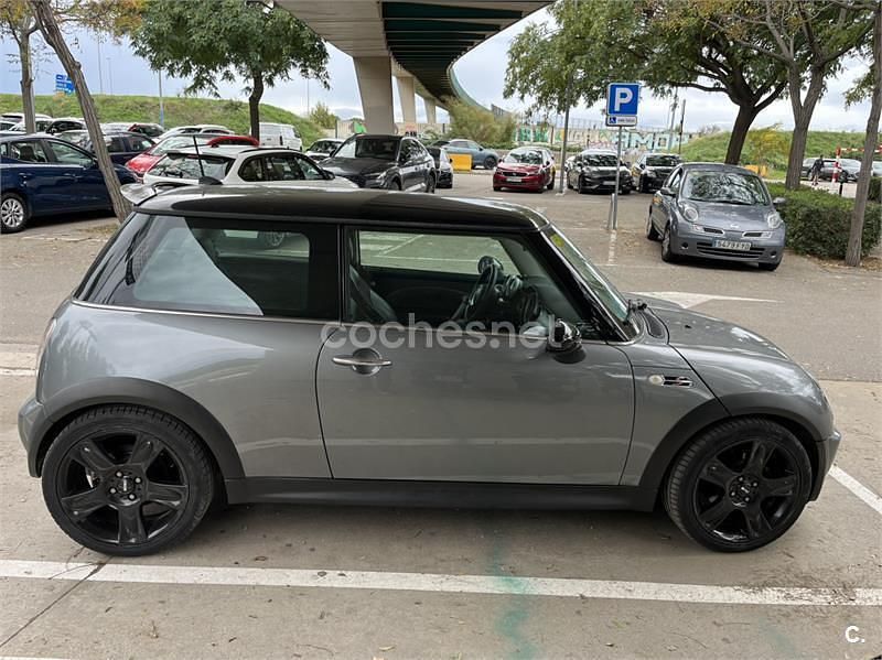 Usado Mini Cooper S 170 CV (125 kW) 2006 Gris / plata Utilitario