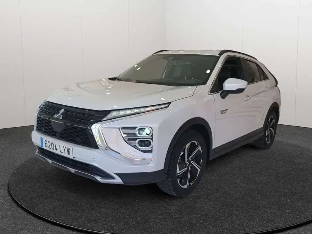 Usado Mitsubishi Eclipse Cross 188 CV (138 kW) 2022 Blanco SUV
