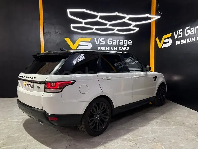 Usado Land Rover Range Rover Sport HSE Dynamic 249 CV (183 kW) 2018 Blanco SUV