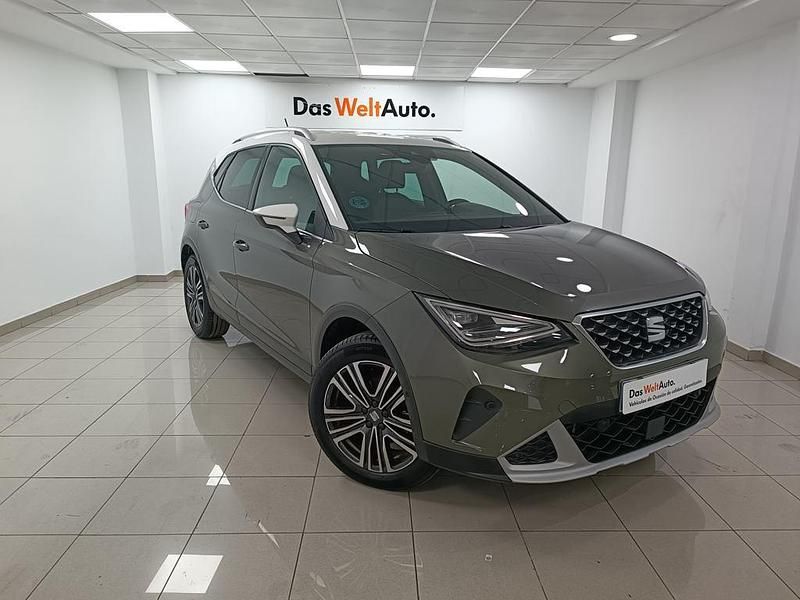Usado Seat Arona Xperience 116 CV (85 kW) 2025 Gris SUV