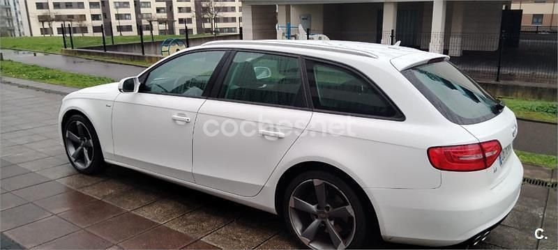 Usado Audi A4 S-Line 150 CV (110 kW) 2014 Blanco Familiar