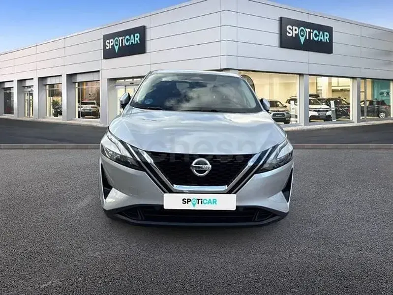 Usado Nissan Qashqai Acenta 158 CV (116 kW) 2021 Gris / plata SUV