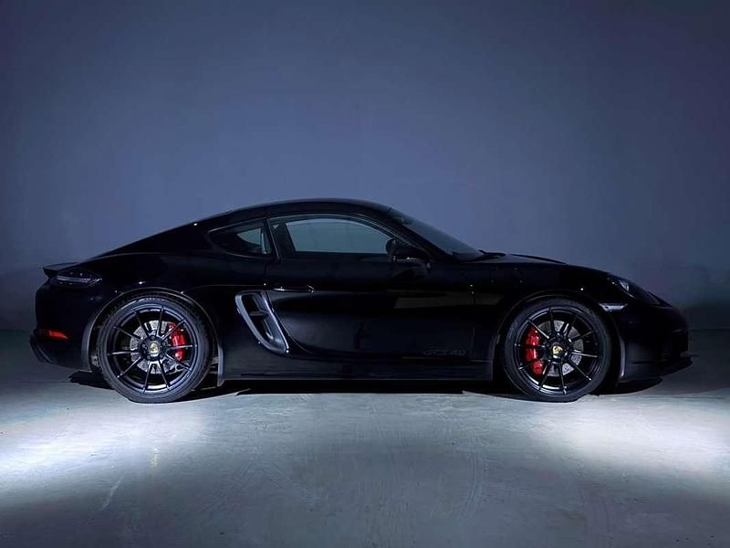 Usado Porsche Cayman GTS 400 CV (294 kW) 2022 Negro Coupe