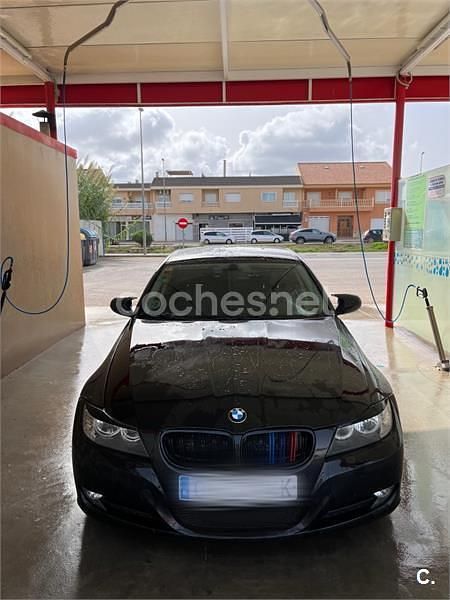 Negro Usado 2010 BMW 320 Berlina | 6999 € (Buen precio) - Imagen 1/2