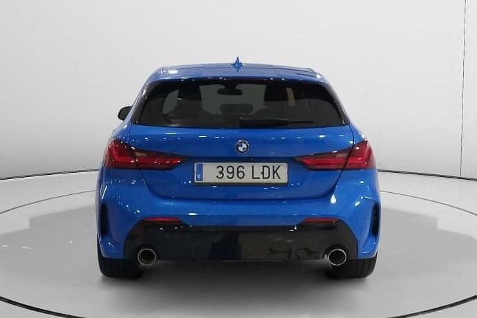 Usado BMW 118 M Sport 140 CV (102 kW) 2019 Rojo Utilitario