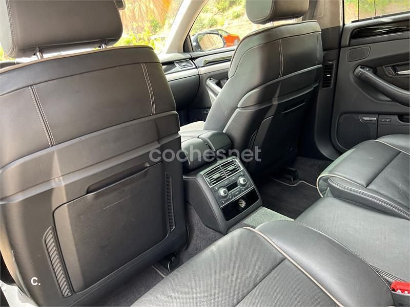Usado Audi A8 450 CV (330 kW) 2005 Negro Berlina
