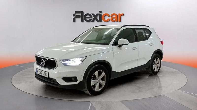 Begagnad Volvo XC40 150 HK (110 kW) 2020 Vit SUV