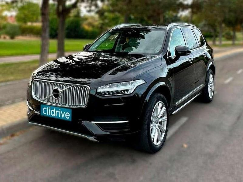 Usado Volvo XC90 Momentum 400 CV (294 kW) 2017 Negro SUV