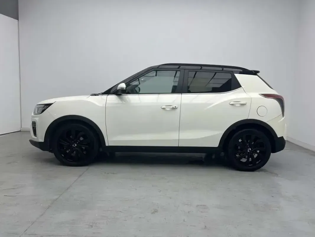 Usado SsangYong Tivoli Limited 163 CV (119 kW) 2021 Blanco SUV