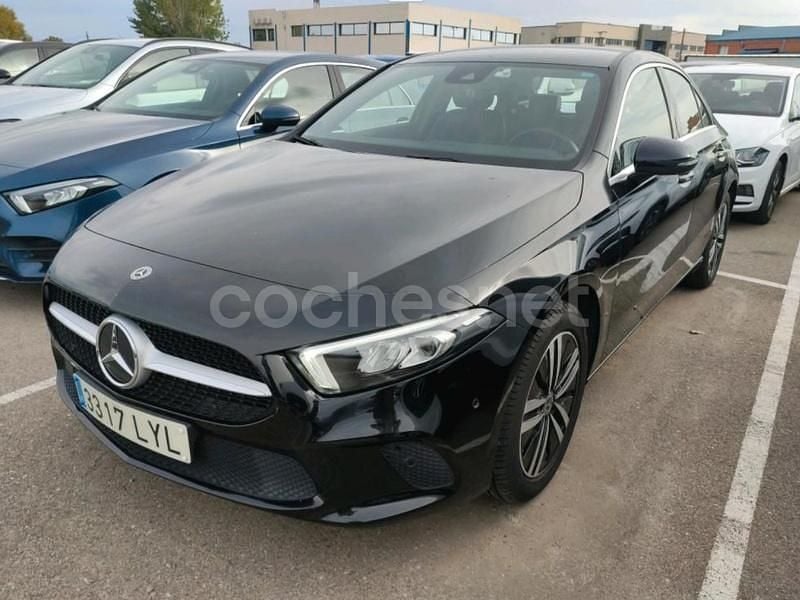 Negro Usado 2022 Mercedes A250 Berlina | 23.390 € (Buen precio) - Imagen 1/4