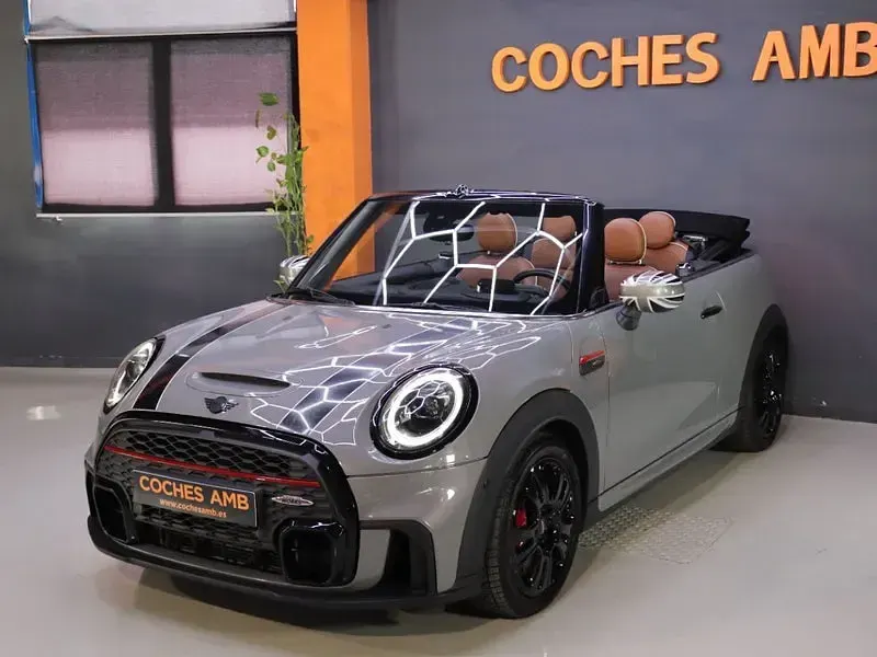 Usado Mini John Cooper Works Cabriolet 231 CV (169 kW) 2022 Gris / plata Descapotable