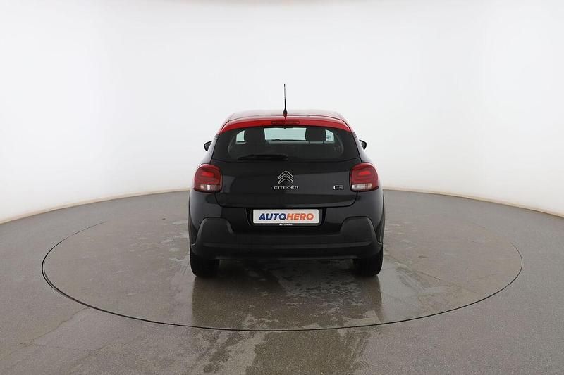 Usado Citroën C3 Feel 110 CV (80 kW) 2019 Negro Berlina
