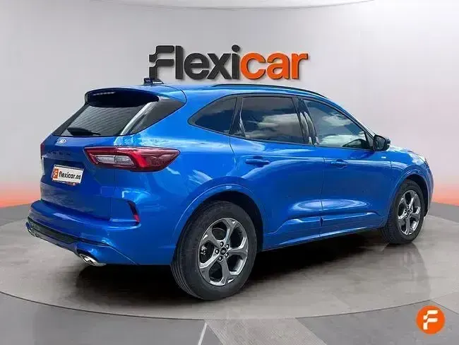 Usado Ford Kuga ST-Line 150 CV (110 kW) 2025 Azul SUV