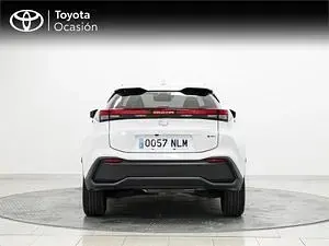 Usado Toyota C-HR Advance 140 CV (102 kW) 2026 Blanco metalizado SUV