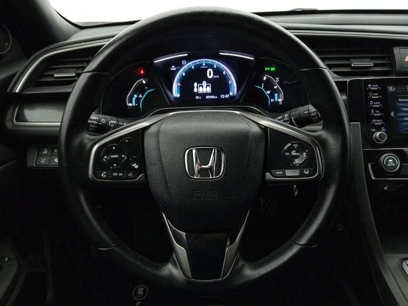 Usado Honda Civic Elegance 126 CV (92 kW) 2021 Rojo Utilitario