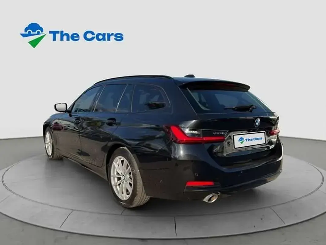 Usado BMW 318 Comfort Edition 156 CV (114 kW) 2024 Negro Familiar
