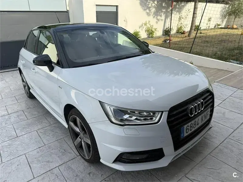 Usado Audi A1 Sportback 125 CV (91 kW) 2018 Blanco Utilitario