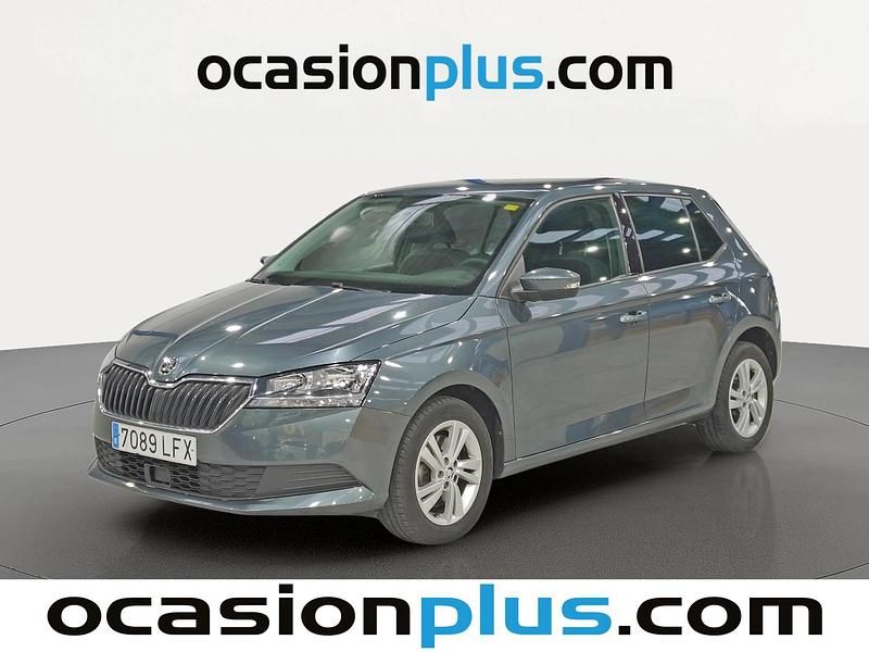 Gris Usado 2020 Skoda Fabia Ambition Utilitario | 12.273 € (Precio justo) - Imagen 1/4