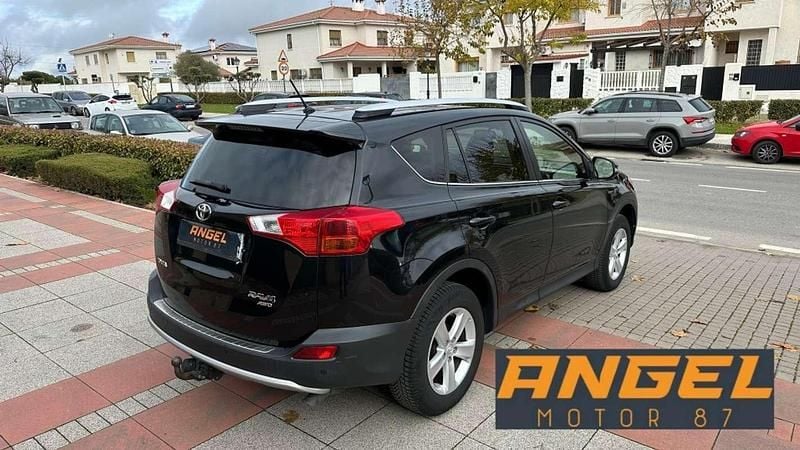 Usado Toyota RAV4 Executive 150 CV (110 kW) 2013 Negro SUV