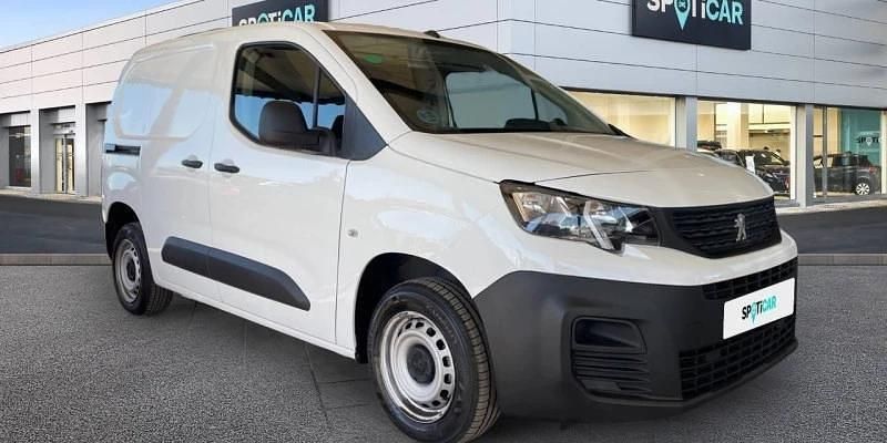 Usado Peugeot Partner 99 CV (72 kW) 2021 Blanco Monovolumen
