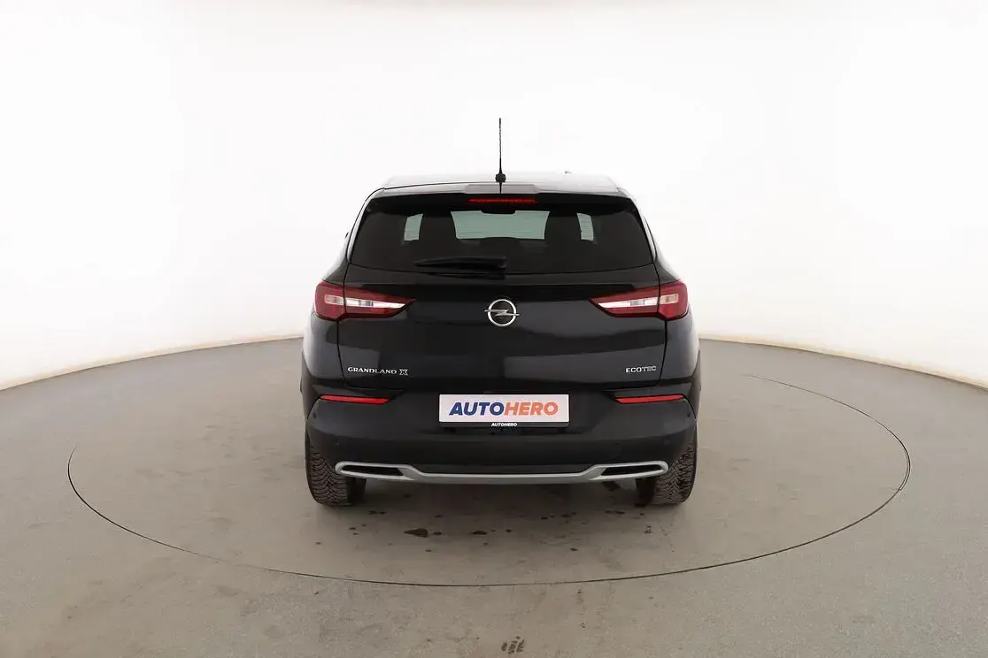 Usado Opel Grandland X Selective 130 CV (95 kW) 2019 Negro SUV