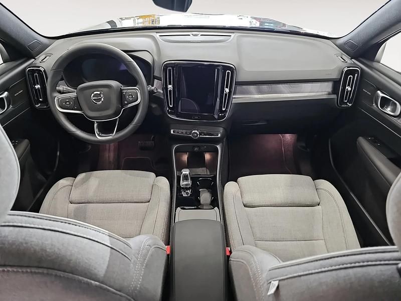 Usado Volvo EX40 Plus 185 kW (252 CV) 2025 Negro SUV