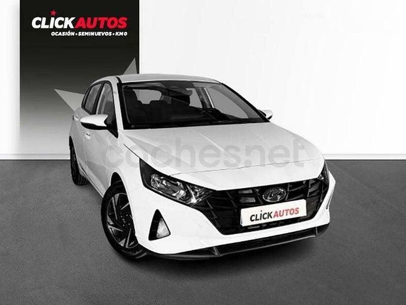 Usado Hyundai i20 84 CV (61 kW) 2024 Blanco Utilitario