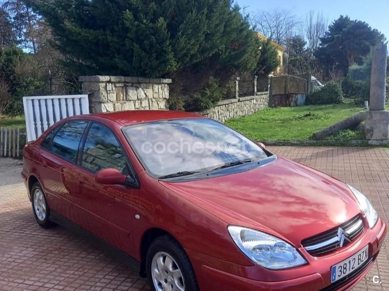 Granate Usado 2003 Citroën C5 Exclusive Berlina | 2000 € (Precio justo) - Imagen 1/4