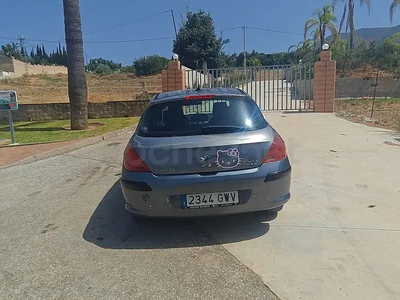 Usado Peugeot 308 110 CV (80 kW) 2010 Gris / plata Berlina